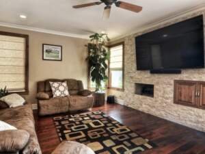 WALNUT ANTIQUE GARRISON II DISTRESSED