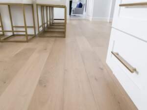 EUROPEAN OAK SHELL BEACH