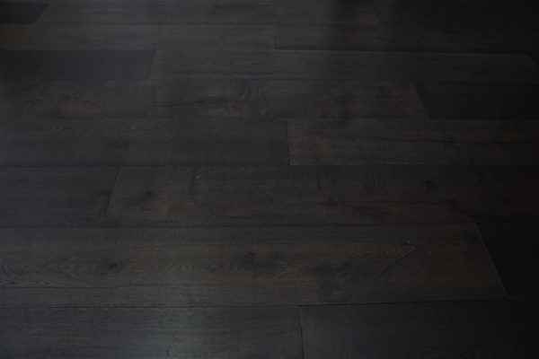 Common Name: European Oak Species: Quercus Dimensions: 5/8” x 12” x RL 2’ – 7’,3” Top Layer: 1/8” (4mm) Finish Type: UV Cured Lacquer Structure: 8-PLY Engineered Installation: Nail, Staple, Glue, Float Grading: A,B,C,D,E (Clear to Rustic) Warranty: 25 year Finish/Lifetime Structural Texture/Style: Soft Brushed Janka Rating: 1360 Being Green: Complies with C.A.R.B. Phase 2
