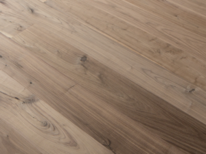 Unfinished Walnut Plank Rustic Grade