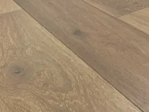 PROVENCE II EUROPEAN OAK REVEL