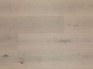 Oak Venosa Bene 9.5" Wide Floors