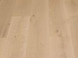 Misty White Oak Katsura Royal Collection