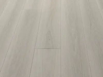 Lake Garda LG809 Lago Scratch Shield-LG8 SPC 9-inch wide waterproof flooring, warm grey in styled interior.